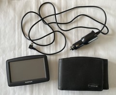 TomTom XL 4ET03 GPS Navigation System 4.5″ with Car Cord-Tested & Works.