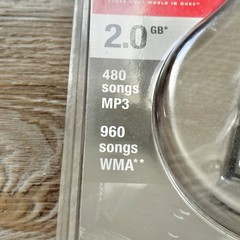 Sandisk Sansa m250 MP3 Music Player 2GB Black New Sealed
