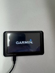 Garmin Nuvi 760 GPS Travel Navigation System Bluetooth Bundle w/Charger & Mount