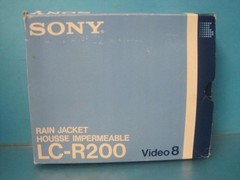 AWESOME VINTAGE NOS SONY LC-R200 RAIN JACKET FOR VIDEO-8 CC-V3/V30 V5/V50 V9/V90