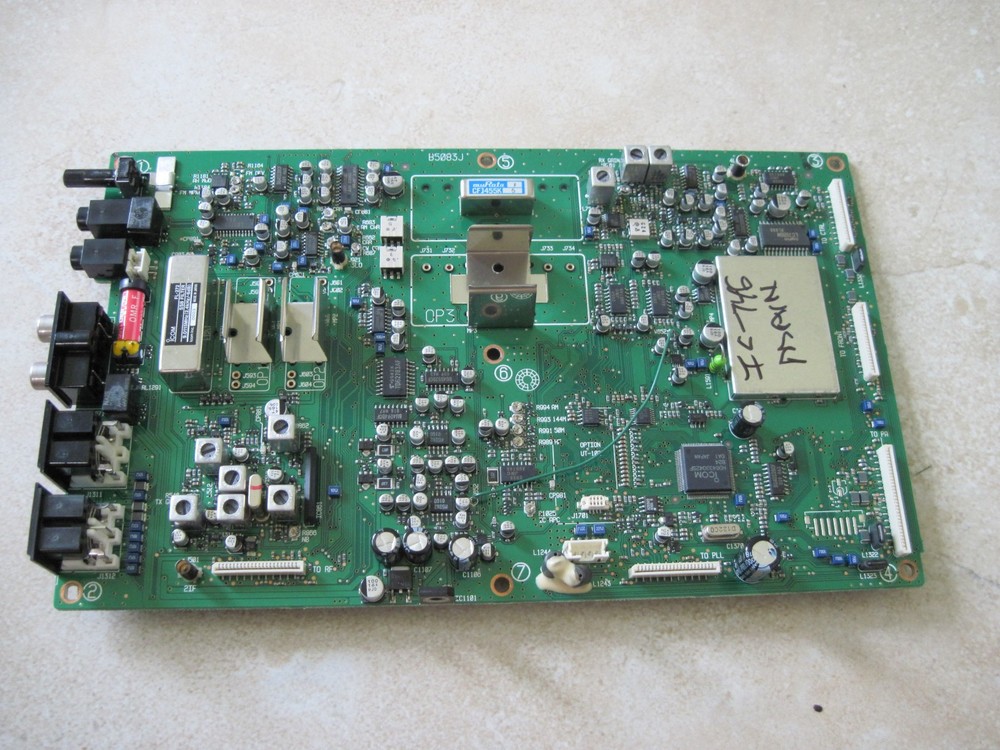Icom IC-746 (PLAIN) MAIN Unit B5083H in Excellent shape working as it should
