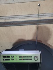 Zenith portable AM FM radio model RH 78Y, AC or battery, made in Taiwan