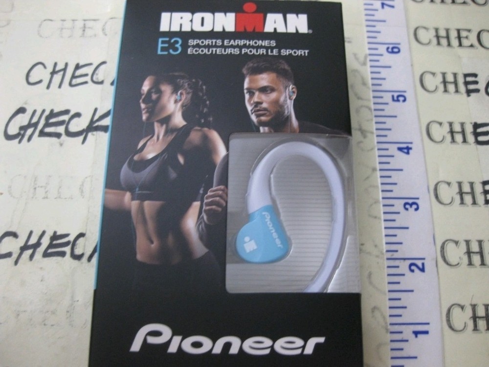 NEW AUTHENTIC SE-E3M Pioneer InEar Stereo Headphone Ironman In White Aqua