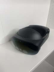 Meta Quest Pro VR Headset + Controllers + Dock READ DESCRIPTION