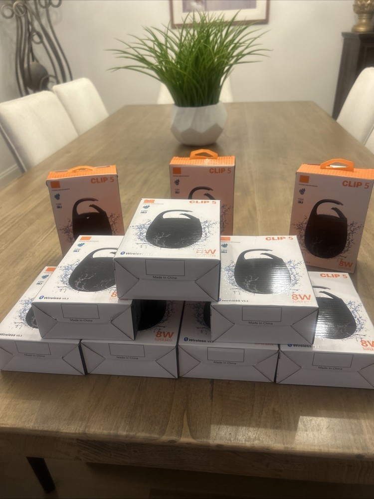 After Market of the Clip 5 Speaker