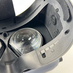 HTC Vive Cosmos PC VR System 2019/08