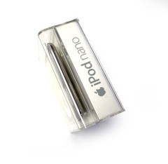 Apple iPod nano 3rd Generation 4GB Silver MA978LL/A A1236 Very RARE NEW Sealed!