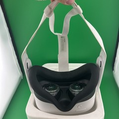 Oculus Quest 3S 128GB Standalone In Good Condition 🔥 (T23)