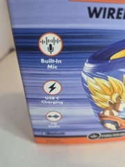 Dragon Ball Z Goku And Vegeta wireless speaker with built in mic, and radio New!