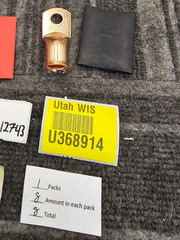 8-Piece 4/0 AWG – 3/8-inch Copper Battery Wire Lugs with 3:1 Heat Shrink Tubing