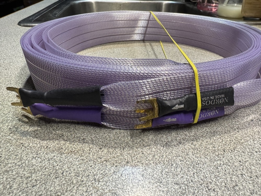 Rare Nordost Frey ( version 1.0 ) 2,5 meter pair Speaker cables