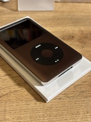 Apple IPod Classic 7th Gen 160Gb NEW EXTERIOR+BATTERY! MC297J / MINT. Espresso