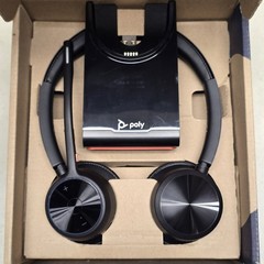 Poly – Voyager 4320 UC Wireless Headset + Charge Stand (Plantronics) -Headphones