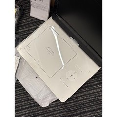 TOSHIBA REGZA SD-P1010S 10.1″ Portable DVD Player IPS LCD White 2020 Near Mint