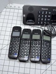 Panasonic KX-TGE270 DECT 6.0 Cordless Phone 4 Handsets Bluetooth Link2Cell Set