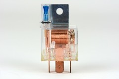 TEMCo 12V 30A 5 Pin Sealed Bosch Style Automotive Relay w/ Integrated Fuse SPDT