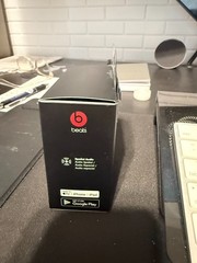 Beats by Dr. Dre Studio Buds – Black