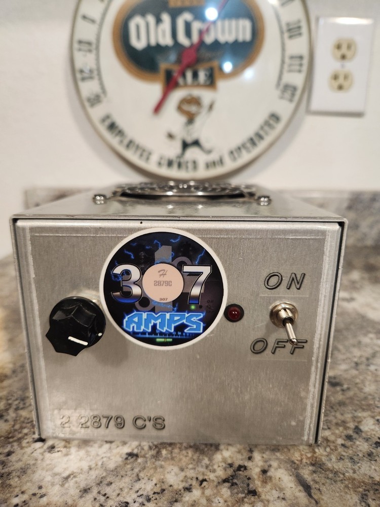 307 AMPS Linear amplifier . (2) 2SC2879C 💊 and cooling fan. SOLD AS PARTS.