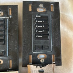 Lot of 4 – LUTRON Homeworks 6 Button with R/L ST-NB-NONE