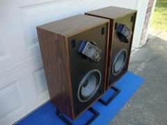 Awesome Vintage Micro Acoustics (MA) FRM-1 Floor Speakers – Reconditioned.