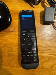 Logitech Harmony Elite Remote Control Hub and App Great Shape OEM in Box