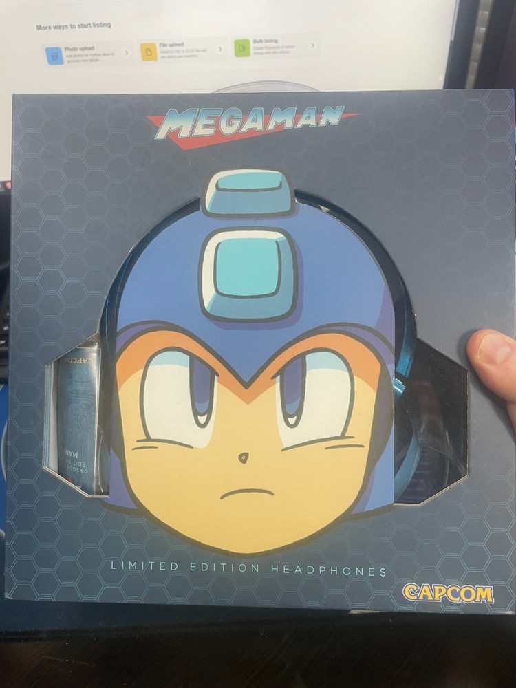 Capcom’s official LIMITED EDITION Mega Man HD LED Headphones