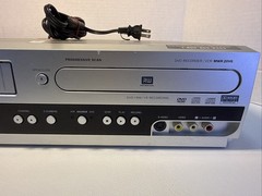 Magnavox MWR20V6 DVD Recorder VCR Combo DVD works VHS Doesn’t