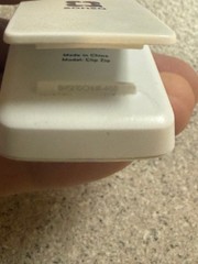 SanDisk Sansa Clip Zip WHITE (4 GB) Digital Media Player needs battery. CLEAN