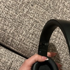 Beats Studio Pro Wireless Bluetooth Headphones Black, 40 hours duration