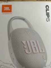 JBL Clip 5 Portable Waterproof Wireless Speaker White New In Box