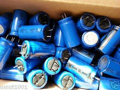 8pcs NEW BC PHILIPS 136 2200uF 35v HQ VERY LOW ESR HI END Caps FOR AUDIO lm3875!