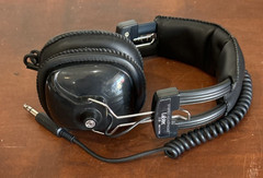 Labtec LT20 Vintage Stereo Headphones excellent condition.
