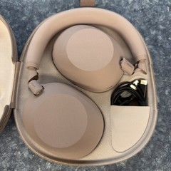 Excellent Condition Sony WH-1000XM6 Noise Cancelling Headphones