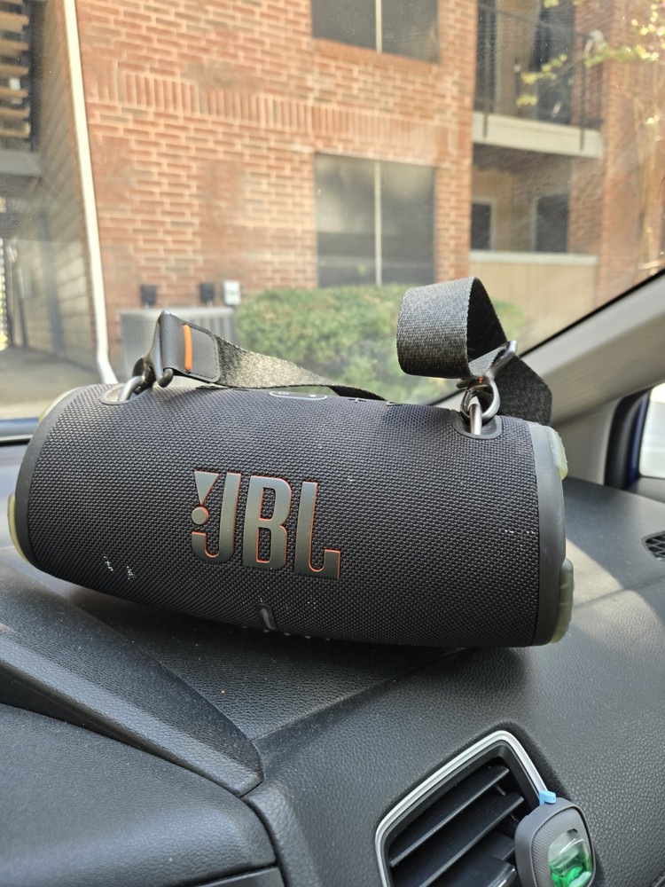 JBL Xtreme 3 Portable Bluetooth Speaker With JBL Strap – Black – TESTED