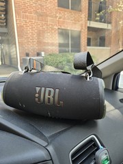 JBL Xtreme 3 Portable Bluetooth Speaker With JBL Strap – Black – TESTED