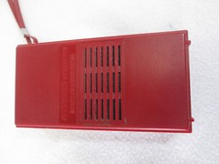Vintage 1980’s Sound Design red AM portable pocket radio Hong Kong ( Works )