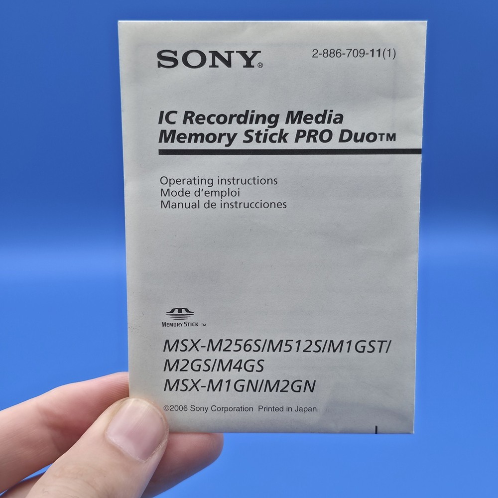 Sony IC Recording Media Memory Stick PRO Duo Instruction Manual Booklet