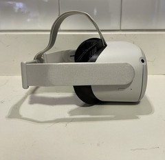 Meta Oculus Quest 2 – 128GB VR Headset + Accessories & Charger