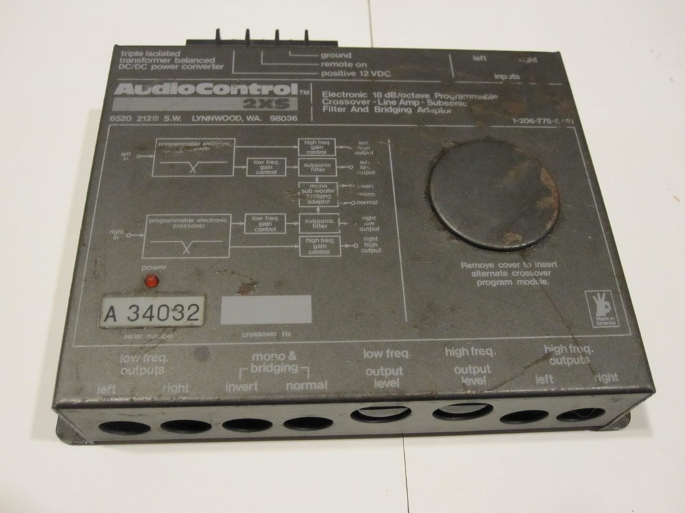 Vintage Audio Control 2XS 2 Way Electronic 2-Way Electronic Crossover 90Hz Works