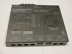 Vintage Audio Control 2XS 2 Way Electronic 2-Way Electronic Crossover 90Hz Works