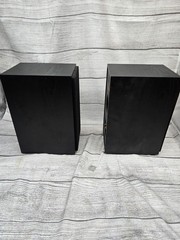 Klipsch Reference R-41M Bookshelf Home Speakers, Black Textured Wood Grain Vinyl