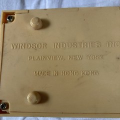 Vintage Windsor AM Radio Chess Lucite Hong Kong Untested