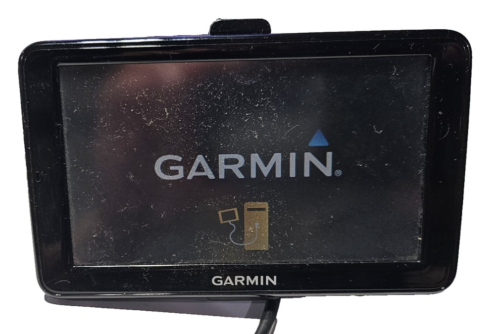 Garmin Nuvi 2595LM GPS Navigator Bluetooth Black Portable 5″ Color Display
