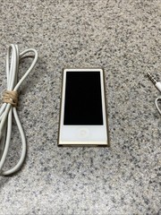 Apple iPod Nano 7th Gen Gold 16GB Model A1446 Touchscreen Tested Nice Condition