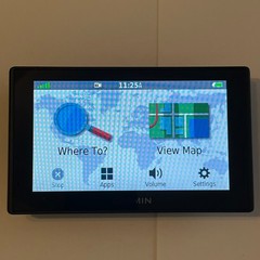 Rand McNally RVND 7735 Good Sam 7″ RV Truck GPS Navigator Mount Charger Bundle