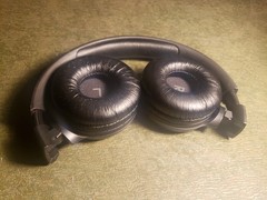 JBL Tune 510BT Wireless Bluetooth Headphones Mic Foldable Black Works Good
