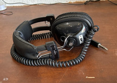 Labtec LT20 Vintage Stereo Headphones excellent condition.