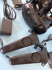 HTC VIVE Kit Virtual Reality Headset With Controllers