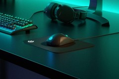 SteelSeries QcK Gaming Mouse Pad – Small Cloth – Optimized For Small, Black