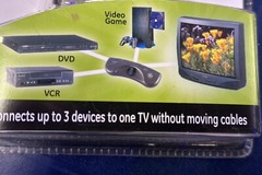 GE 3 Device Audio/Video AV Switch Component Video Stereo Audio Game 3 in 1 out